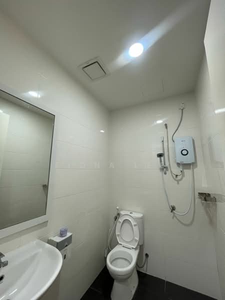 Condominium for Sale at The Parque Residences - Fiona Lee - Bathroom - PropertyGuru.com.my