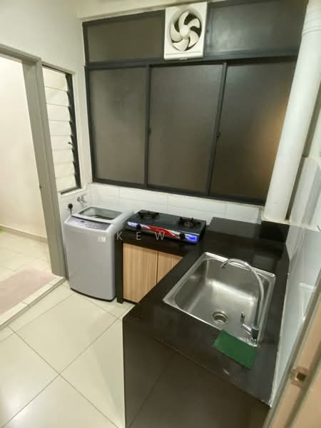 Servis Apartment untuk Disewa di You Vista @ You City - Kew . - Kitchen - PropertyGuru.com.my