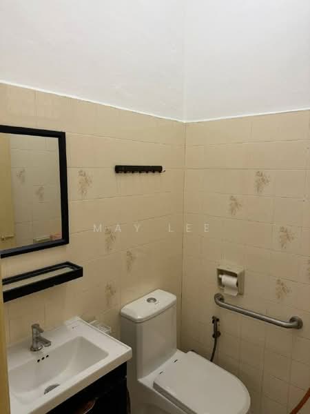 Rumah Teres 1 Tingkat untuk Dijual di Taman Daya (Johor Bahru) - May Lee - Bathroom - PropertyGuru.com.my
