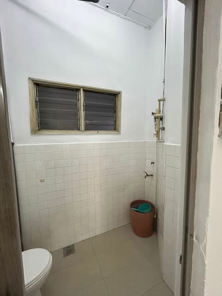 Rumah Teres 1 Tingkat untuk Dijual di Taman Bukit Maluri (Kepong) - Wilton Wong - Bathroom - PropertyGuru.com.my