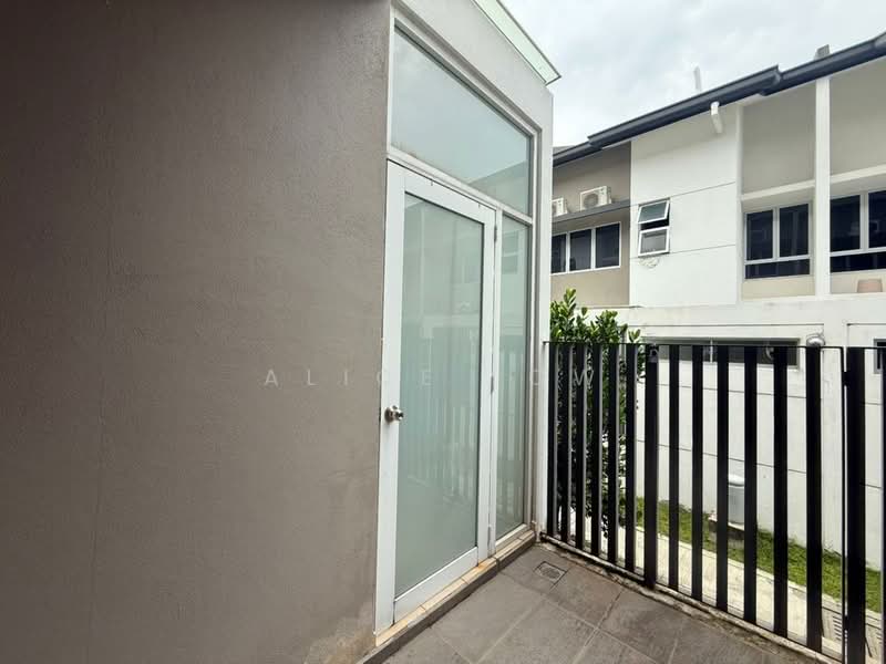 2-storey Terraced House for Rent in Rawang (Selangor) - Alice Low - Exterior - PropertyGuru.com.my