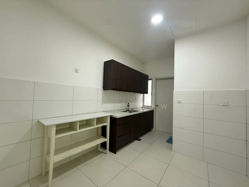 2-storey Terraced House for Rent in Rawang (Selangor) - Alice Low - Kitchen - PropertyGuru.com.my