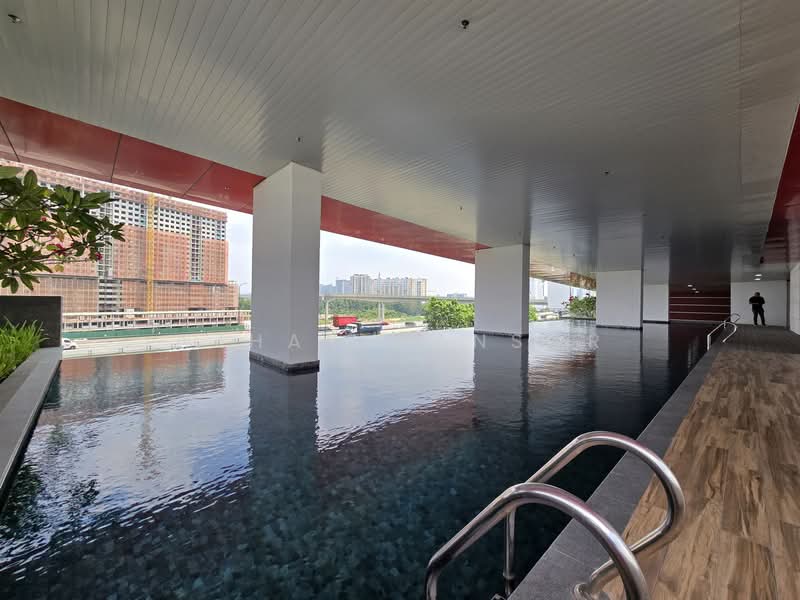 Office for Sale in Shah Alam (Selangor) - Azhar Mansor - Swimming Pool - PropertyGuru.com.my