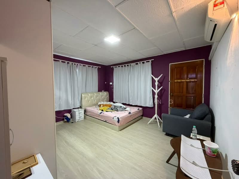 Jalan Sri Maju Pontian Jalans Sris Majus Pontians untuk Untuk Dijual - RM 330,000, Apr 2026 - Bedroom - PropertyGuru.com.my