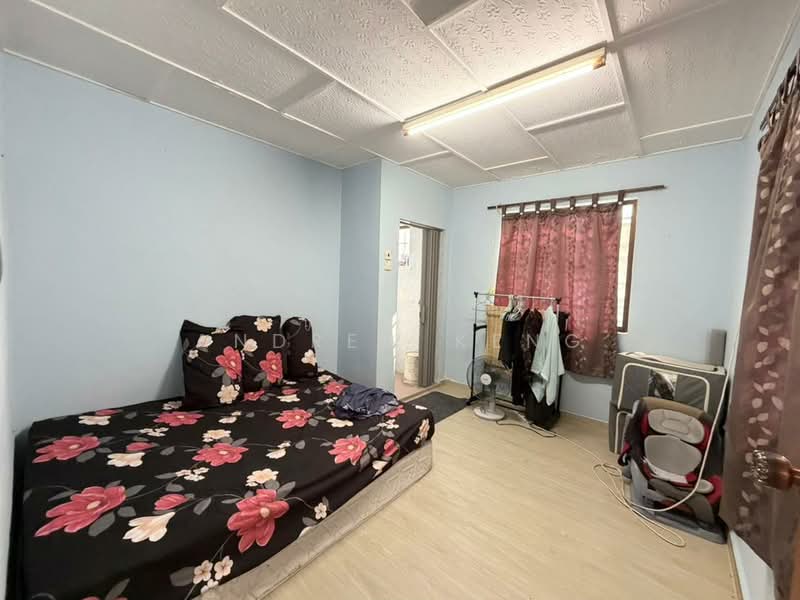 Jalan Sri Maju Pontian Jalans Sris Majus Pontians untuk Untuk Dijual - RM 330,000, Apr 2026 - Bedroom - PropertyGuru.com.my