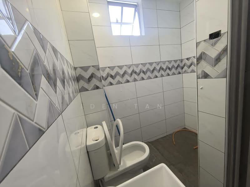 Taman Universiti Tamans Universitis untuk Untuk Dijual - RM 668,000, Apr 2026 - Bathroom - PropertyGuru.com.my