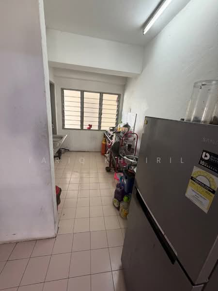 Flat for Sale at Taman Terubong Jaya - Fariq Khairil - Kitchen - PropertyGuru.com.my