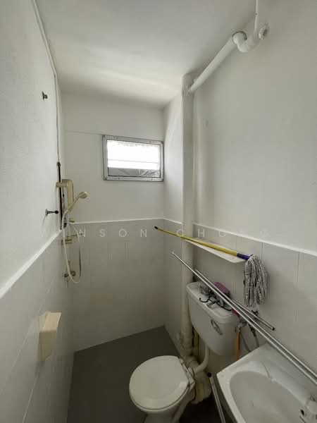 Pesara Nipah untuk Untuk Dijual - RM 310,000, Apr 2026 - Bathroom - PropertyGuru.com.my