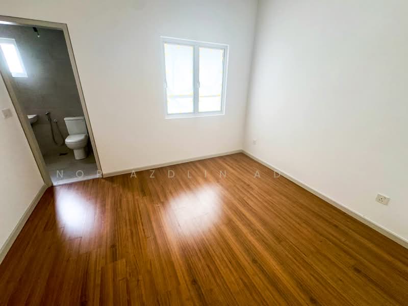 2-storey Terraced House for Sale in Semenyih (Selangor) - Nor Azdlin Adnan - Bathroom - PropertyGuru.com.my