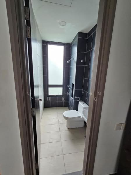 Semi-Detached House for Sale in Setia Eco Gardens (Gelang Patah) - Nelson Tan Poh Kiong - Bathroom - PropertyGuru.com.my