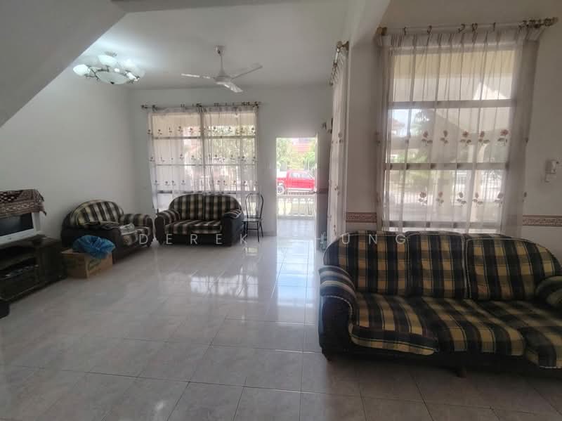 Semi-Detached House for Rent in Palm Beach Villas (Papar) - Derek Chung - Living Room - PropertyGuru.com.my