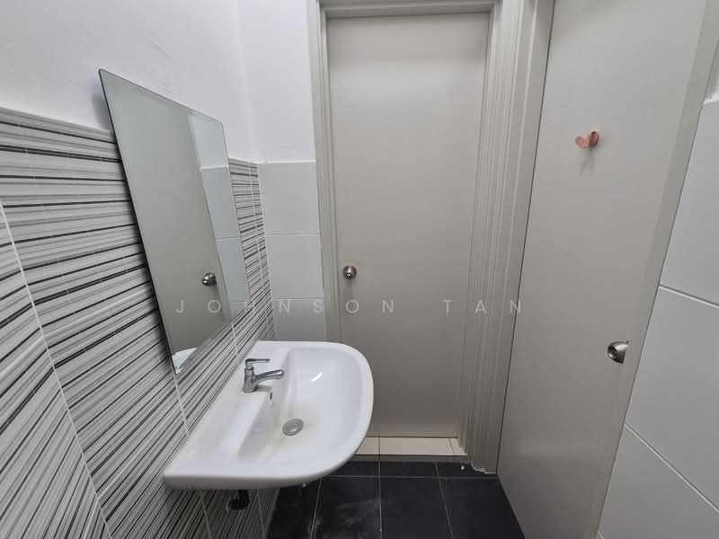2-storey Terraced House for Sale in Iskandar Puteri (Nusajaya) (Johor) - Johnson Tan - Bathroom - PropertyGuru.com.my