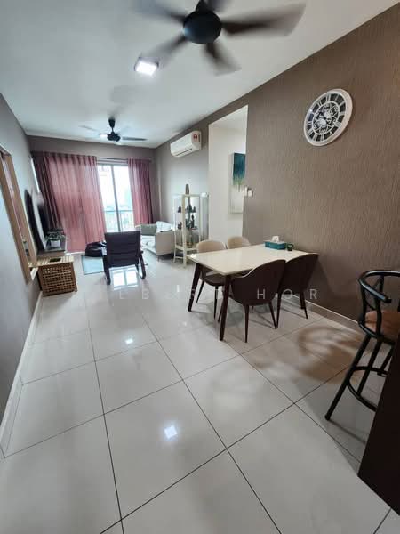 Service Residence for Sale at KL Traders Square - Gilbert Hor - Living Room - PropertyGuru.com.my