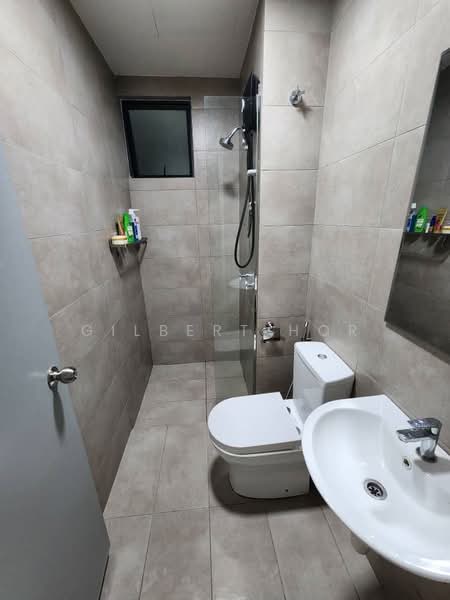 Service Residence for Sale at KL Traders Square - Gilbert Hor - Bathroom - PropertyGuru.com.my