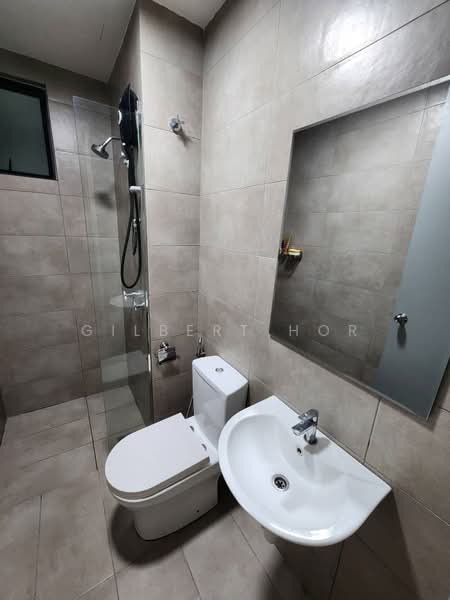 Service Residence for Sale at KL Traders Square - Gilbert Hor - Bathroom - PropertyGuru.com.my