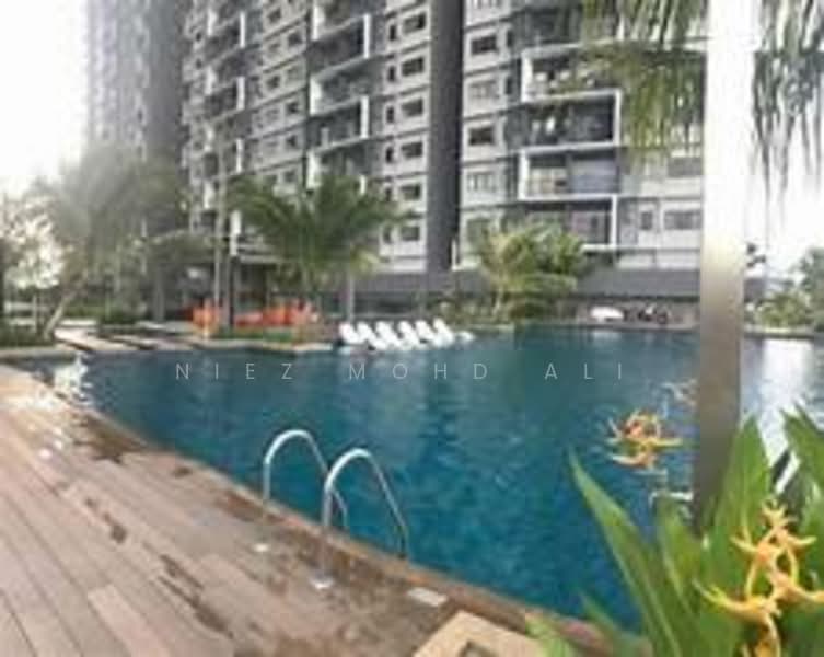 Seasons Garden Residences untuk Untuk Dijual - RM 251,000, Apr 2026 - Pool - PropertyGuru.com.my