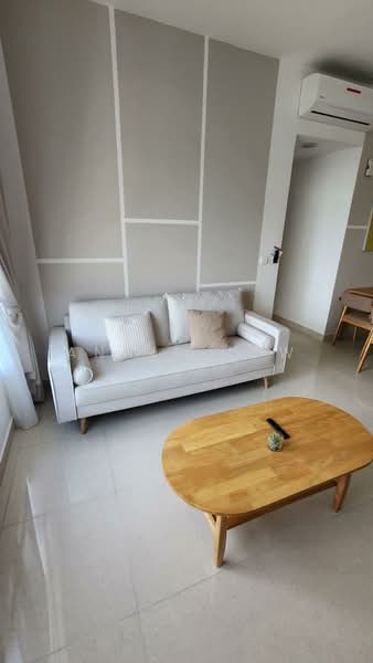 Kondominium untuk Disewa di Quinn Residence - Annie How - Living Room - PropertyGuru.com.my