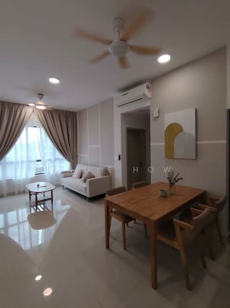 Kondominium untuk Disewa di Quinn Residence - Annie How - Living Room - PropertyGuru.com.my