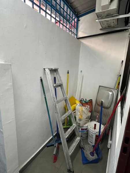 2-storey Terraced House for Rent in Taman Bukit Mewah (Tampoi) - Li Wei - Interior - PropertyGuru.com.my