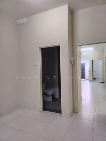 Rumah Teres 1 Tingkat untuk Dijual di Taman Lapangan Kiara (Ipoh) - Justine Chin - Bathroom - PropertyGuru.com.my