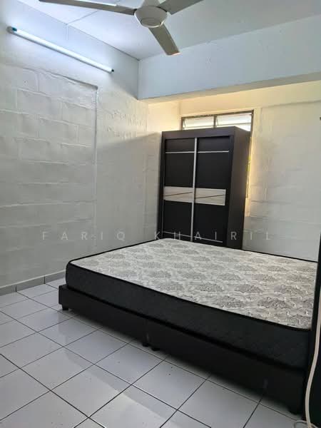 Flat for Sale at Taman Air Itam - Fariq Khairil - Bedroom - PropertyGuru.com.my