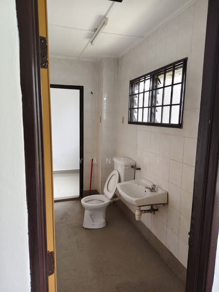 Rumah Teres 2 Tingkat untuk Disewa di Shah Alam (Selangor) - Bryant Be - Bathroom - PropertyGuru.com.my