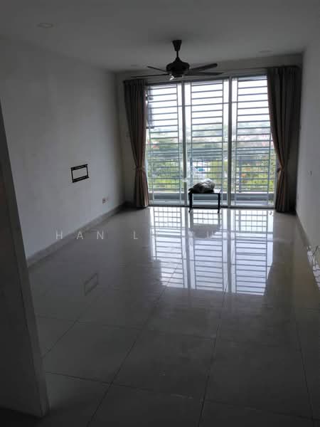 D'Ambience Residences (Pangsapuri Ikatan Flora) - 1