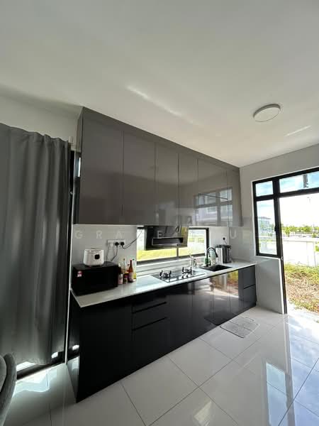 Eco Tropics untuk Untuk Dijual - RM 880,000, Apr 2026 - Kitchen - PropertyGuru.com.my