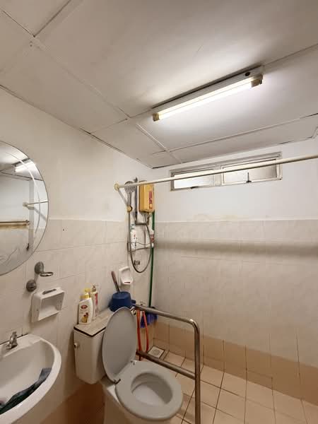 Apartment for Rent at Suria Kipark Damansara - KK Chong - Bathroom - PropertyGuru.com.my