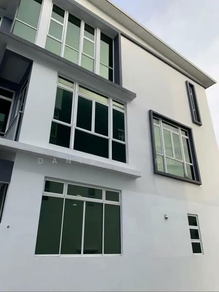 3-storey Terraced House for Sale in Taman Nusa Sentral (Iskandar Puteri (Nusajaya)) - Daniel Yong - Exterior - PropertyGuru.com.my
