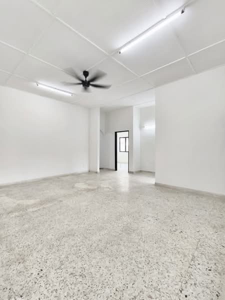 Taman Sentosa Tamans Sentosas untuk Untuk Dijual - RM 1,350,000, Apr 2026 - Living Room - PropertyGuru.com.my