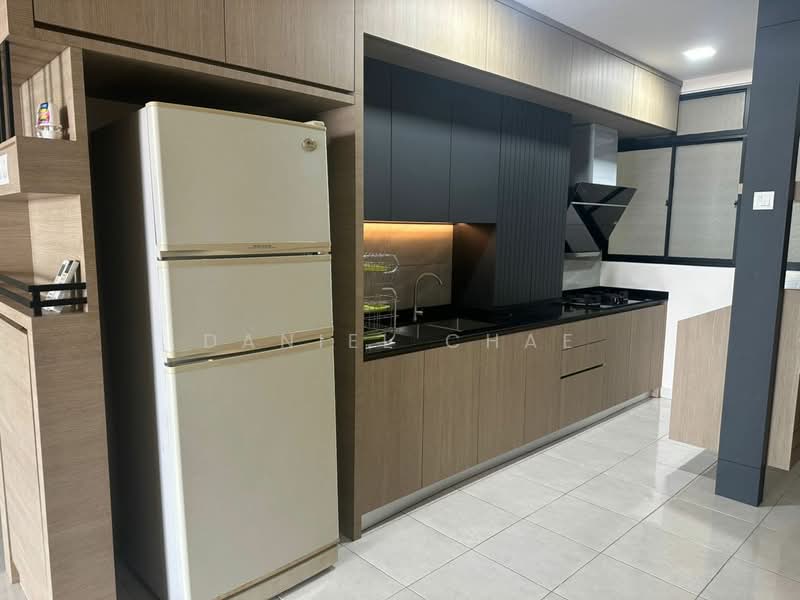 Apartment for Rent at The Rise Collection 3 - Daniel Chae - Kitchen - PropertyGuru.com.my