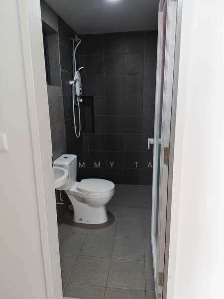 Kondominium untuk Disewa di Sky Awani Residensi 4 - Tammy Tan - Bathroom - PropertyGuru.com.my