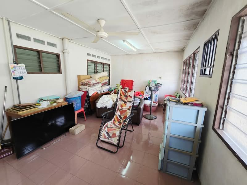 2-storey Terraced House for Sale in Taman Midah (Cheras) - Frankie Ong - Living Room - PropertyGuru.com.my