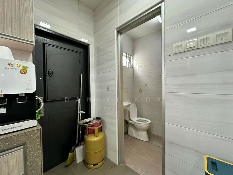 RM750k! 20x70ft! 4R3B! Fully Renovated Move in Condition Bayu Tinggi Klang 2 Sty Terrace House - 5