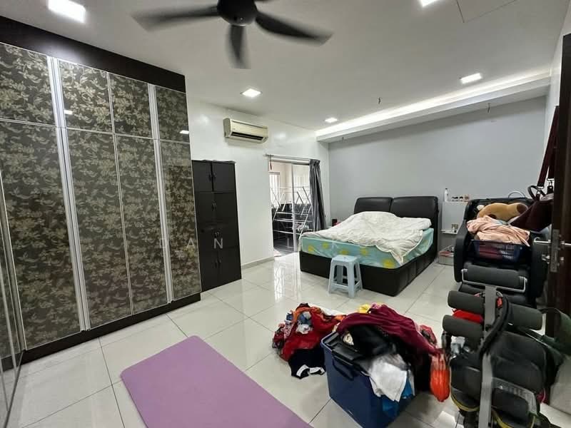 2-storey Terraced House for Sale in Bandar Bukit Tinggi (Klang) - Daniel Kok - Bedroom - PropertyGuru.com.my