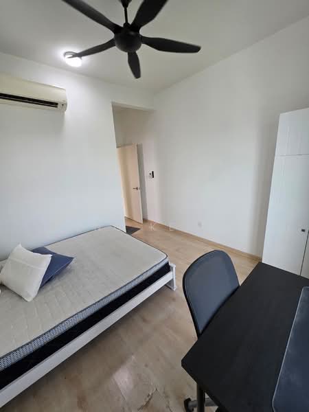 Condominium for Rent at The Holmes 1 - Yong Kelvin - Bedroom - PropertyGuru.com.my