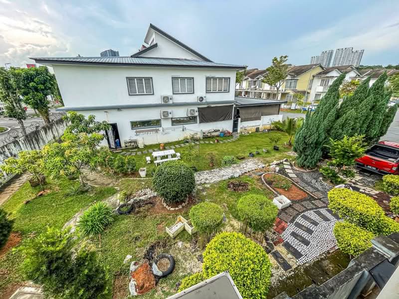 2-storey Terraced House for Sale in D'alpinia (Puchong) - Steve Tham - Exterior - PropertyGuru.com.my