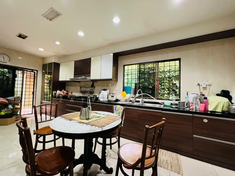 Bungalow for Sale in Ampang Jaya (Ampang) - Zaty Jasmin - Kitchen - PropertyGuru.com.my