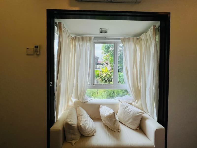Bungalow for Sale in Ampang Jaya (Ampang) - Zaty Jasmin - Living Room - PropertyGuru.com.my