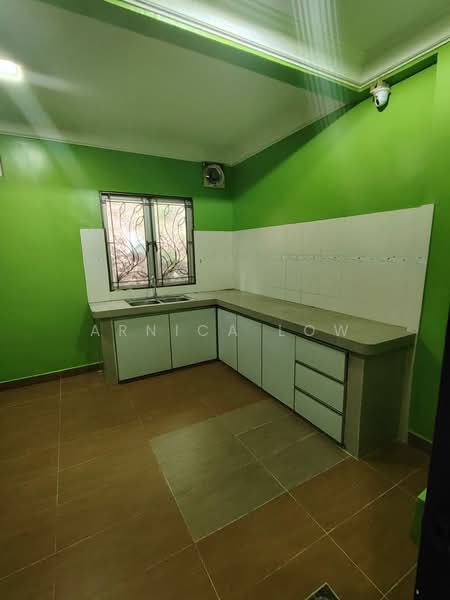 Semi-Detached House for Rent in Seri Kembangan (Selangor) - Arnica Low - PropertyGuru.com.my