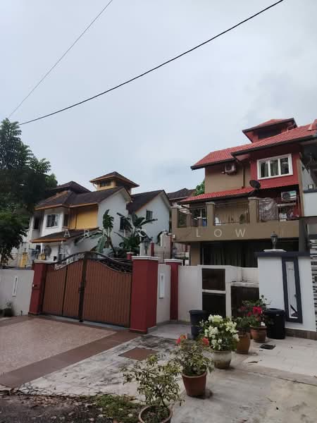 Semi-Detached House for Rent in Seri Kembangan (Selangor) - Arnica Low - PropertyGuru.com.my