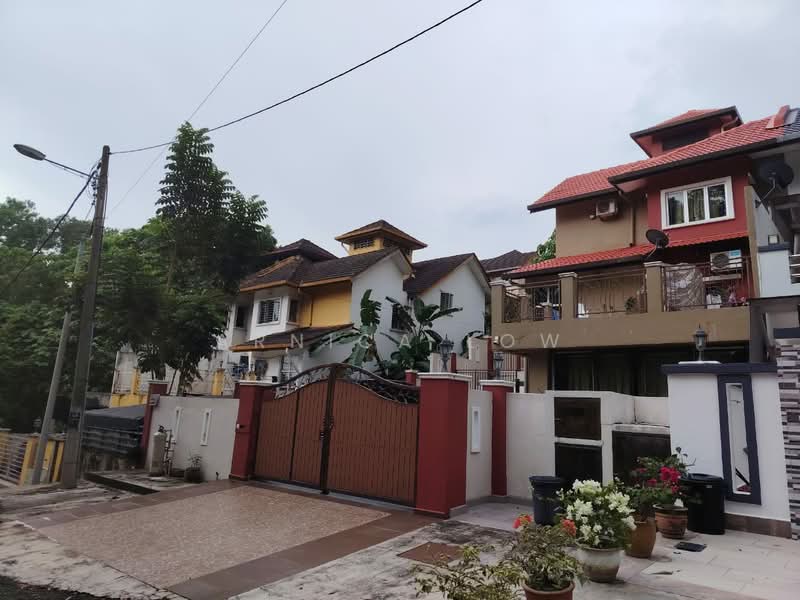 Semi-Detached House for Rent in Seri Kembangan (Selangor) - Arnica Low - PropertyGuru.com.my