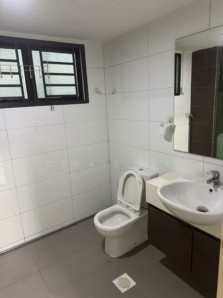 Pangsapuri untuk Disewa di Seri Mutiara Apartment - Dennis Tay - Bathroom - PropertyGuru.com.my