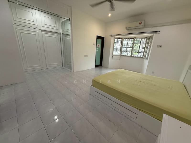 Rumah Teres 2 Tingkat untuk Dijual di Bayan Lepas (Penang) - Jan Tan - Bedroom - PropertyGuru.com.my