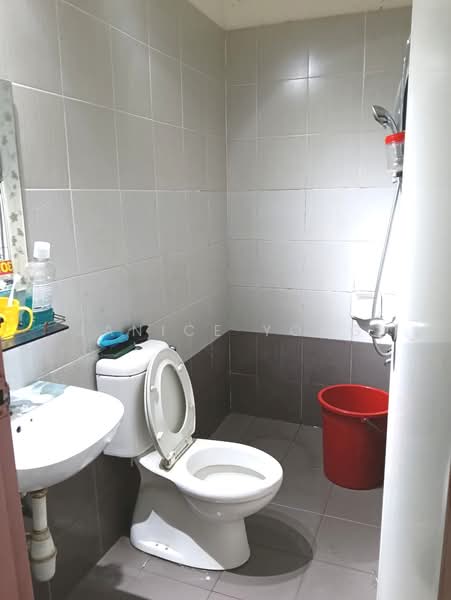 1-storey Terraced House for Sale in Bandar Putra (Kulai) - Janice Yong - Bathroom - PropertyGuru.com.my