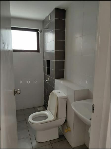 Cluster House for Rent in Setia Ecohill (Semenyih) - Kor Kok Tee - Bathroom - PropertyGuru.com.my