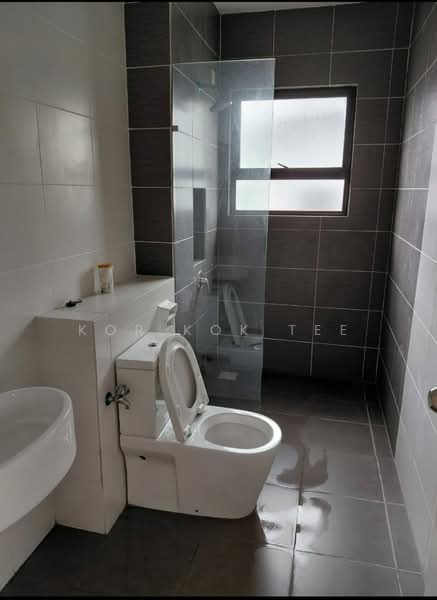 Cluster House for Rent in Setia Ecohill (Semenyih) - Kor Kok Tee - Bathroom - PropertyGuru.com.my