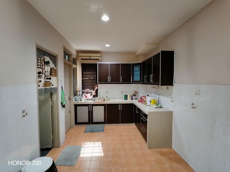2-storey Terraced House for Sale in Setia Impian (Setia Alam) - Wong Yuan Kong - Kitchen - PropertyGuru.com.my