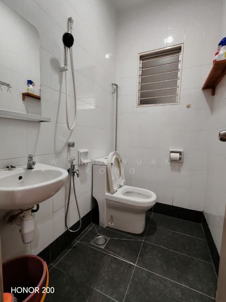2-storey Terraced House for Sale in Setia Impian (Setia Alam) - Wong Yuan Kong - Bathroom - PropertyGuru.com.my